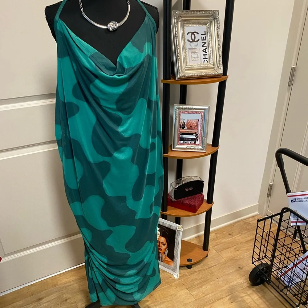 AVA & VIV WOMEN’S GREEN NEW SLEEVELESS LINED MERMAID DRESS SIZE 4X GENTLY USED - Picture 3 of 11
